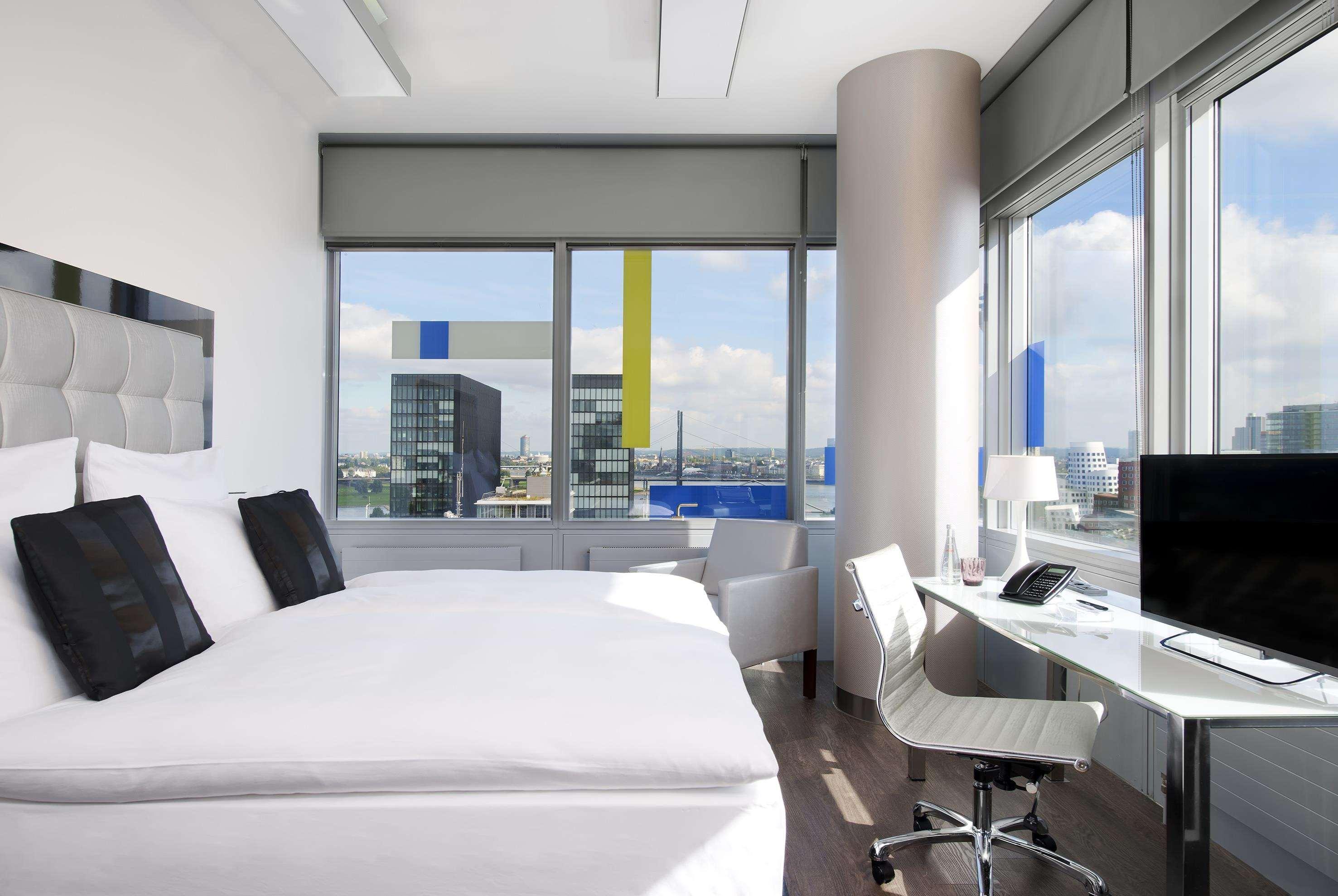 INNSiDE by Meliá Düsseldorf Hafen Exterior foto