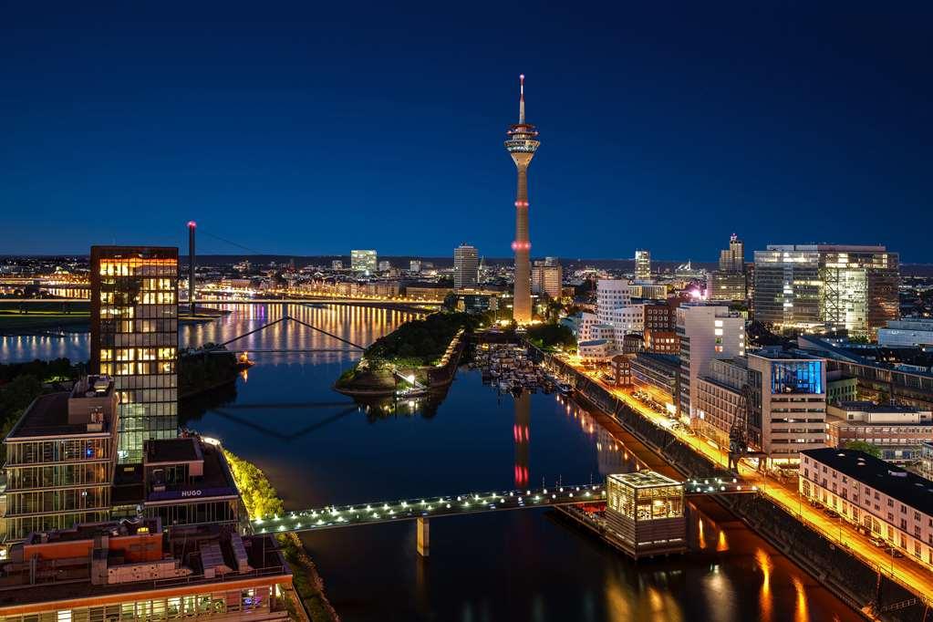 INNSiDE by Meliá Düsseldorf Hafen Exterior foto